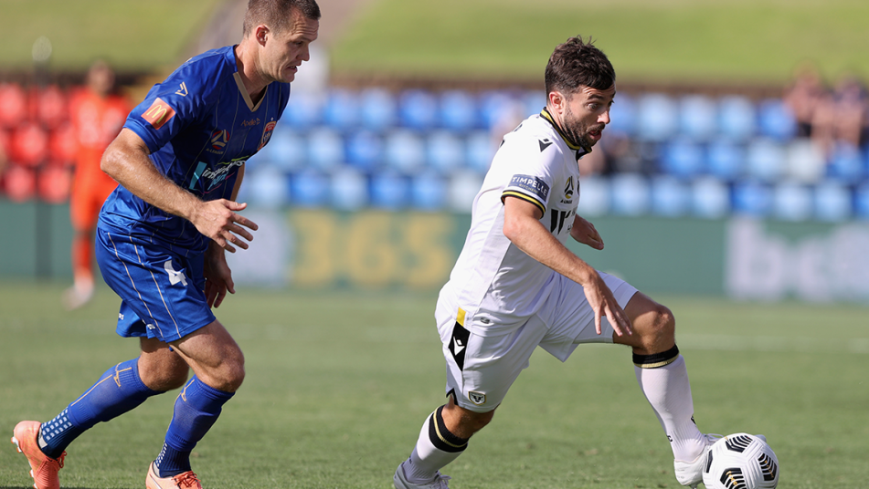 Tommy Oar Newcastle Jets AWAY