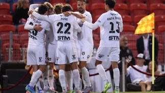 Bulls Win A 9-Goal Boxing Day Thriller