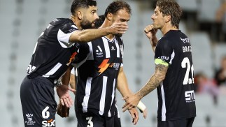 Bulls Topple High Flying Jets