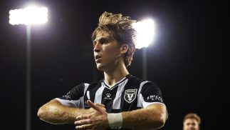 Vickery Backs the Bulls